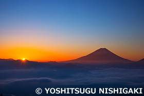 富士山と日の出　静岡県